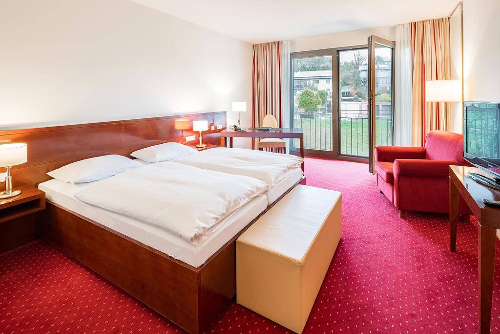 Hotel Rose Bretzfeld ภายนอก รูปภาพ