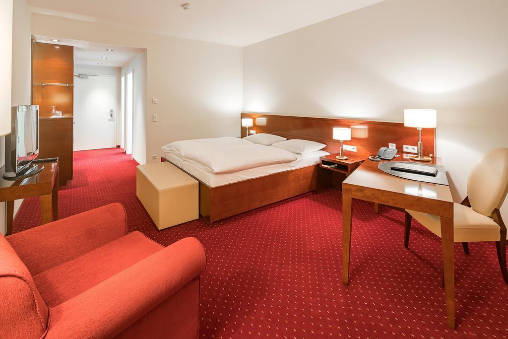 Hotel Rose Bretzfeld ภายนอก รูปภาพ